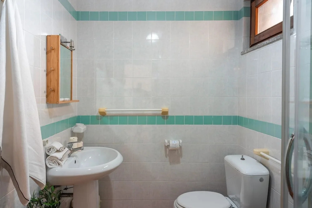 Glorious Residence Le Pavoncelle one Bedroom Sleeps Four Num1452