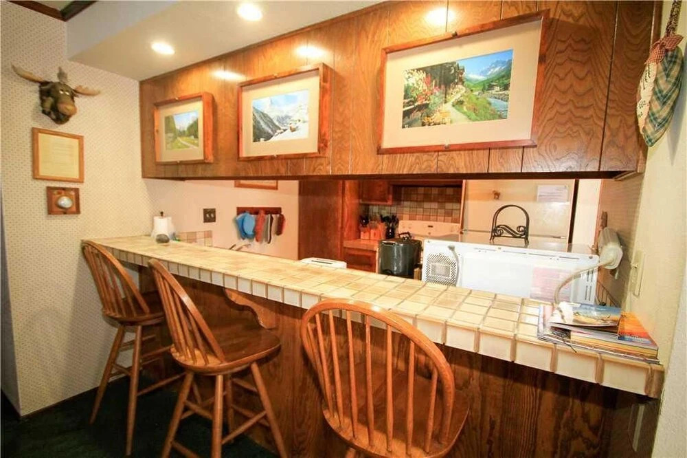 Discovery 4 #121 Pet Ok 2 Bedrooms 2 Bathrooms Condo