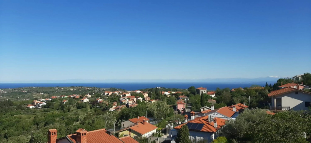 Seaview APARTMENTS HOJA