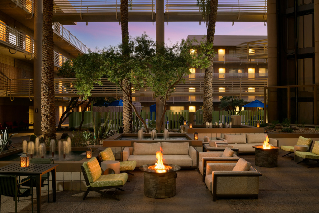 DoubleTree Suites by Hilton Phoenix