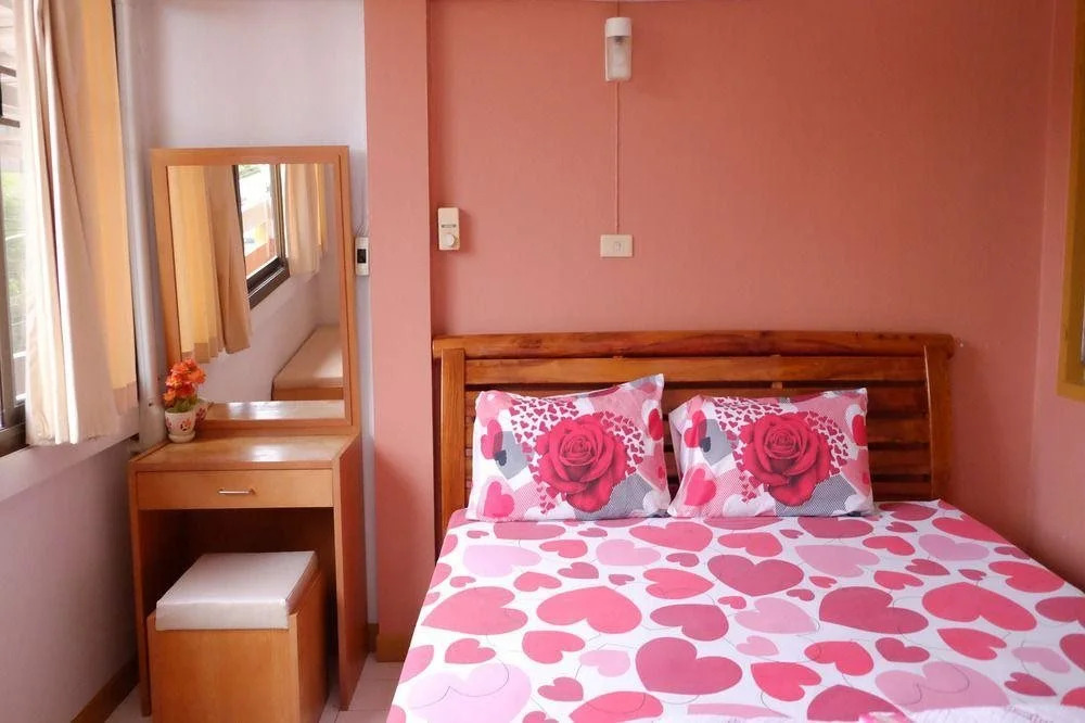 Lucky Guesthouse