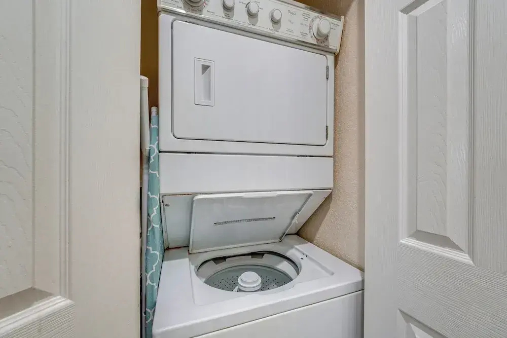 Inviting Condo w/ Pool Access, Near Branson Strip!