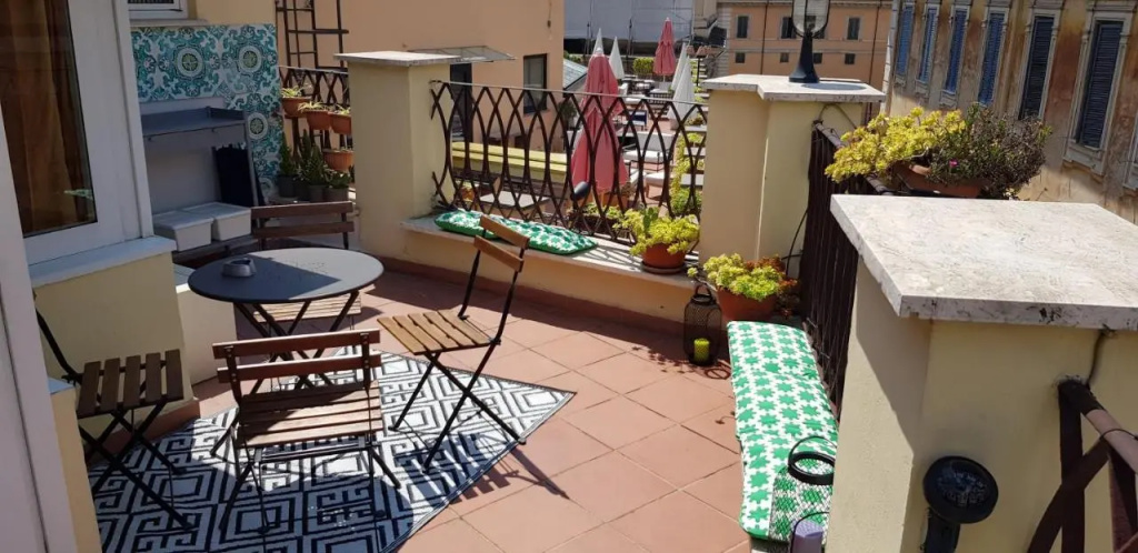 Trevi Charming Penthouse