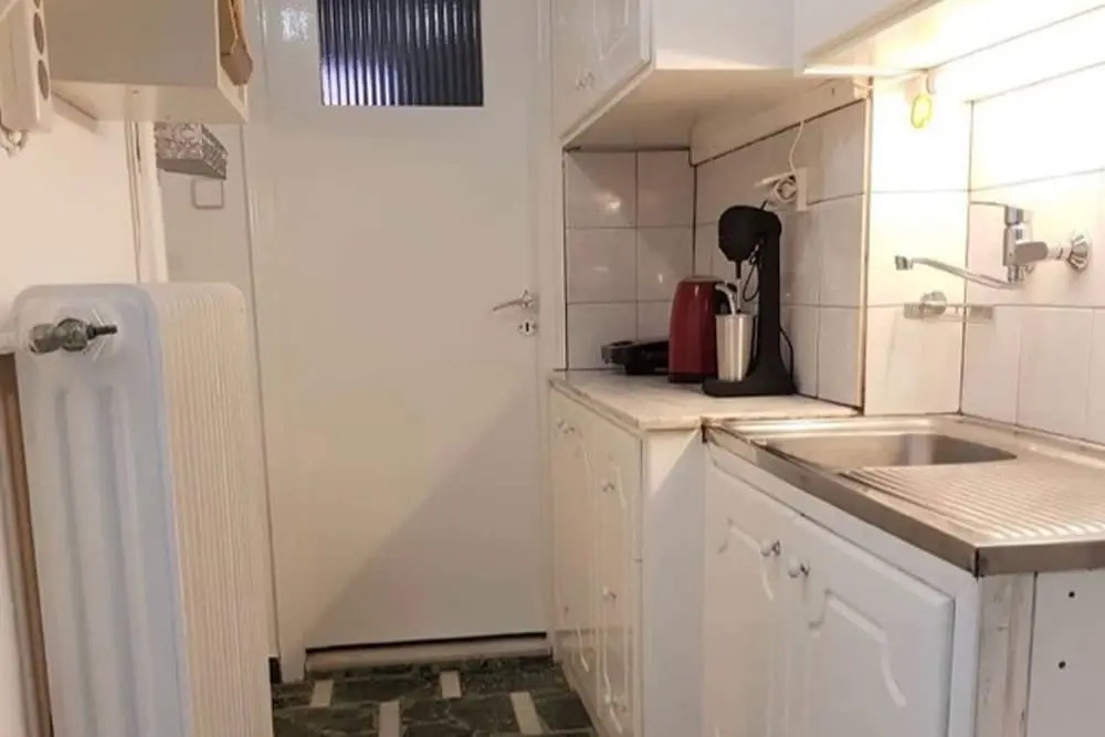 Avres Apartments