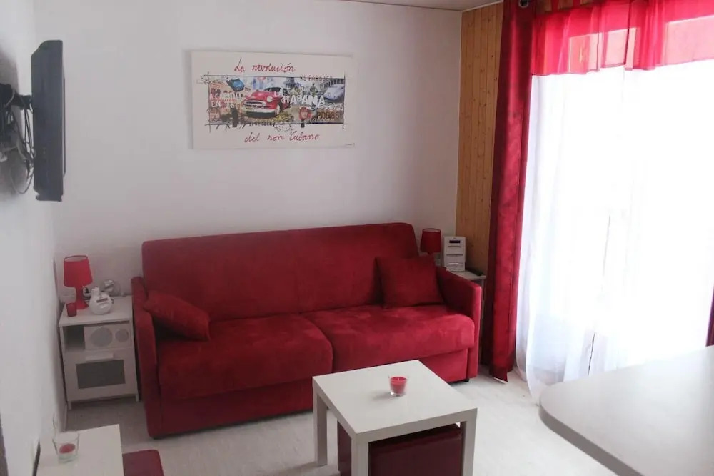 LA Croix DU SUD N°217 : Studio Cabine 4 Personnes / Studio Cabin 4 Peopleed East