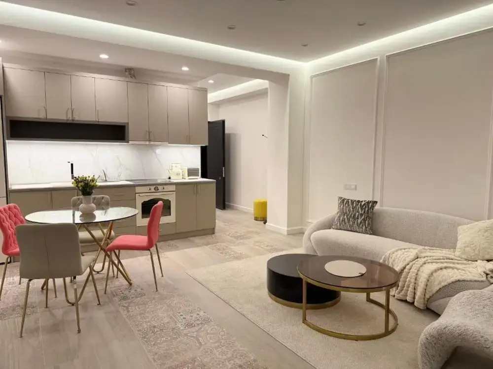 Luxury 2BR apartment in the center
