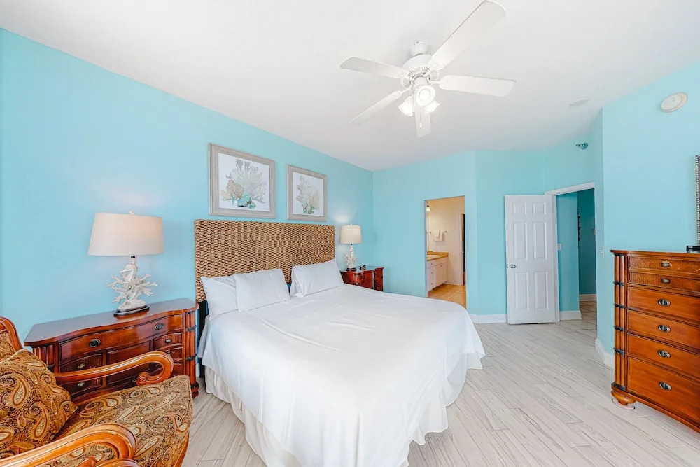 Lighthouse Condominiums