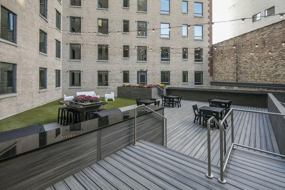 The Morton Hotel