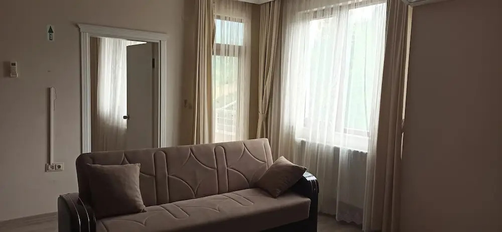 Alasraf Suite