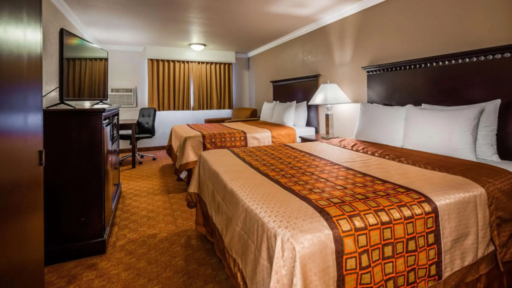 Lompoc Valley Inn and Suites