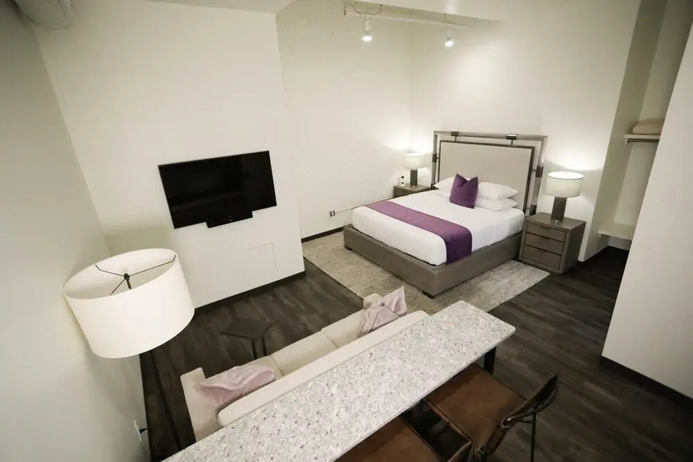 Studio 154 Hotel