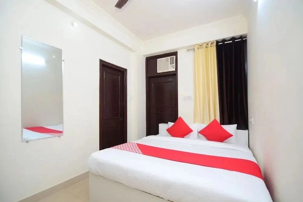 Hotel Jeevisha Inn by OYO Rooms