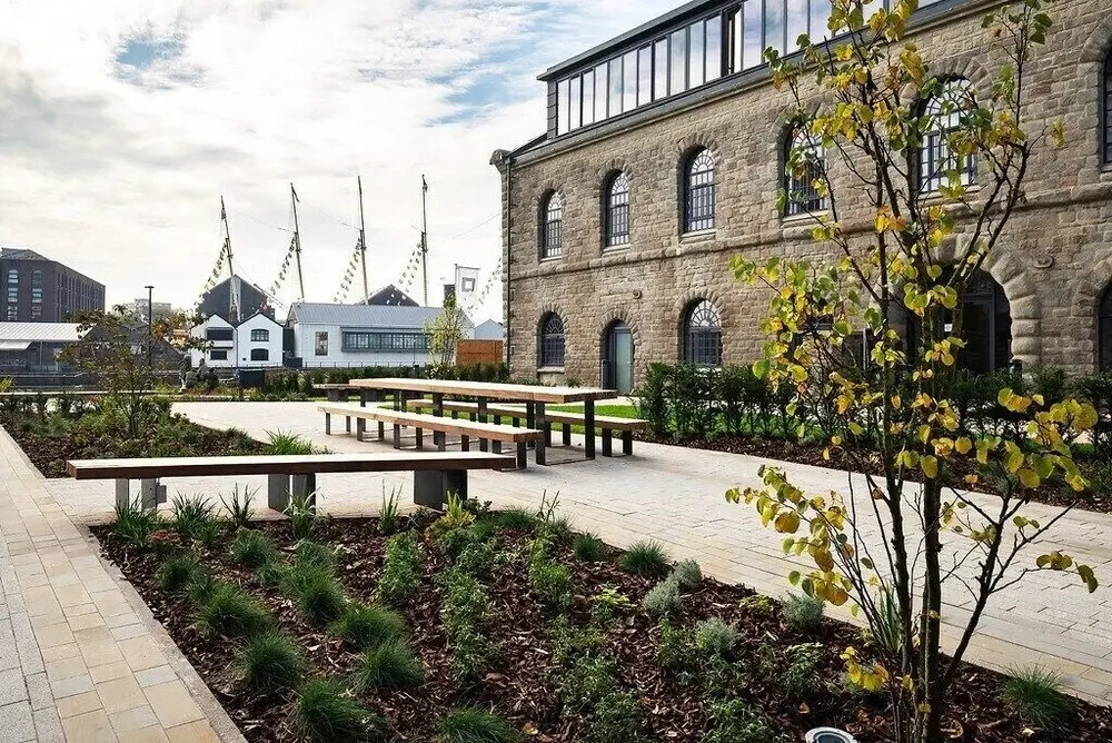 Harbourside Hideaway - Superb Flat With Terrace