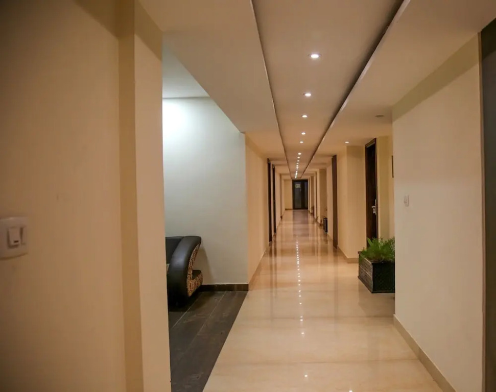 Kingdom Hotel