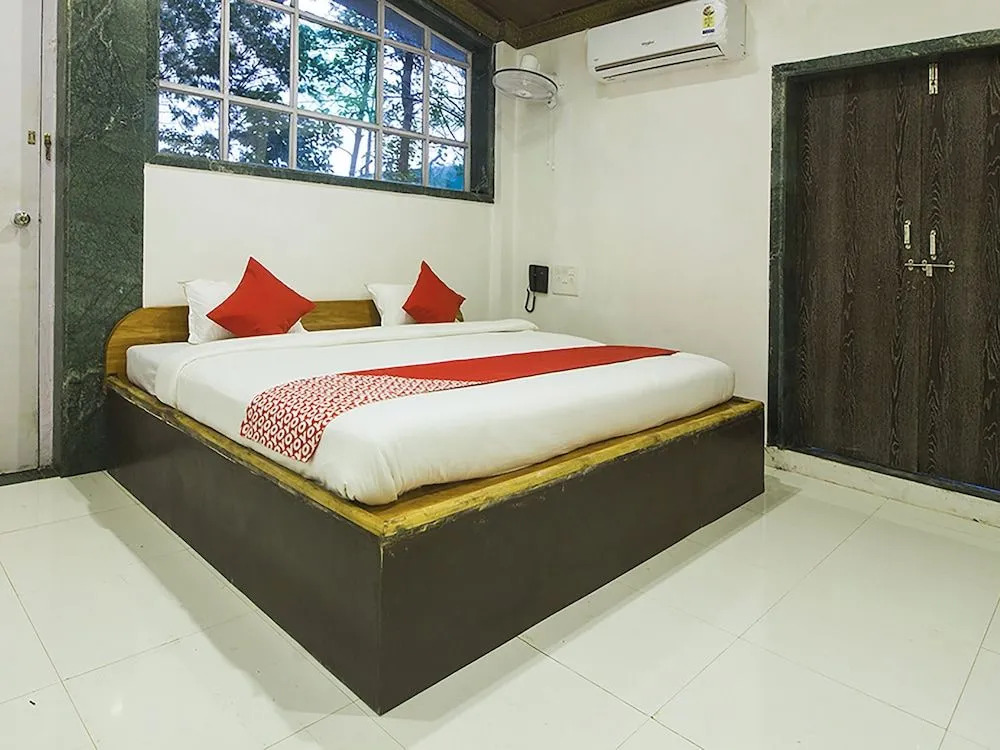OYO 15225 Rainbow House