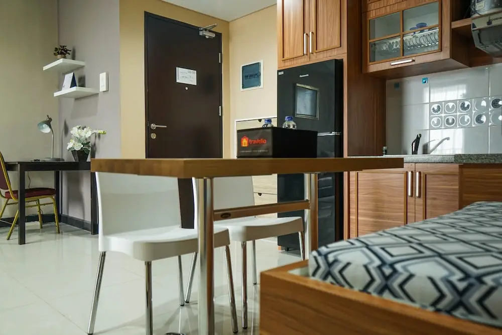 Contemporary Style 2BR at Lexington Apartment