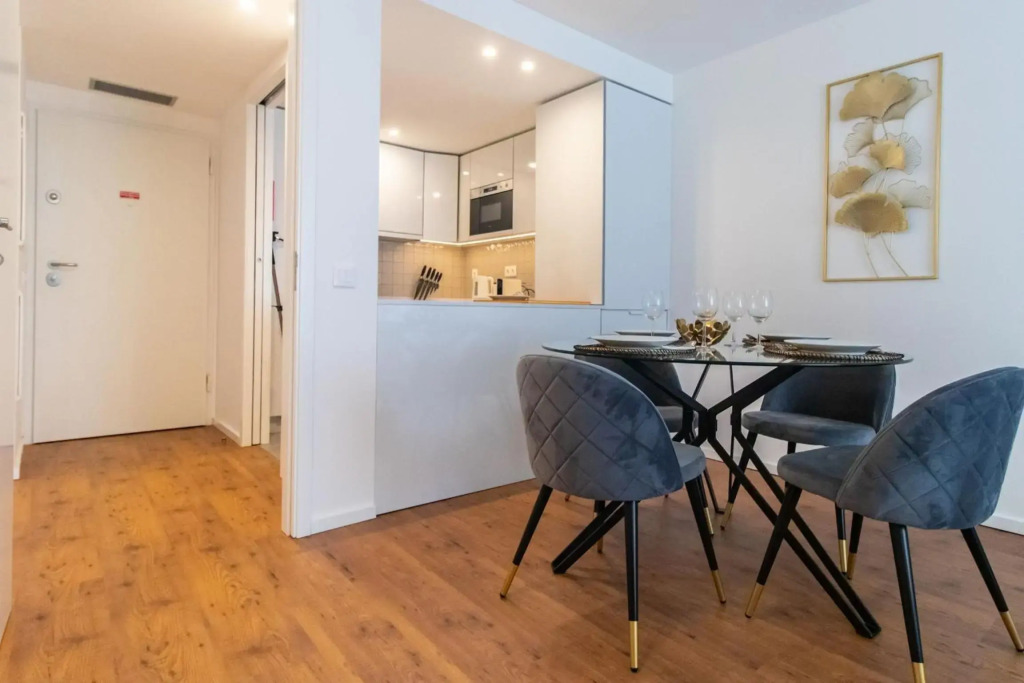 Stunning Apartment w/ Free Parking by LovelyStay