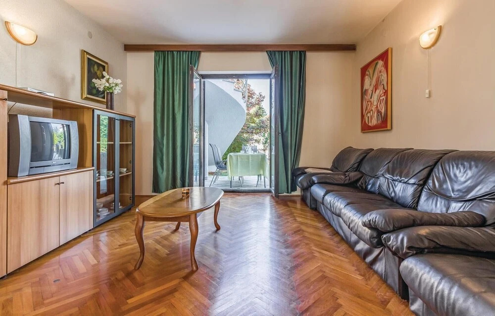 Beautiful Home in Banjole With Wifi and 3 Bedrooms