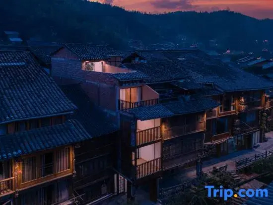 Gusu Homestay (Zhaoxing Dong Village Scenic Area Xintuan Drum Tower)