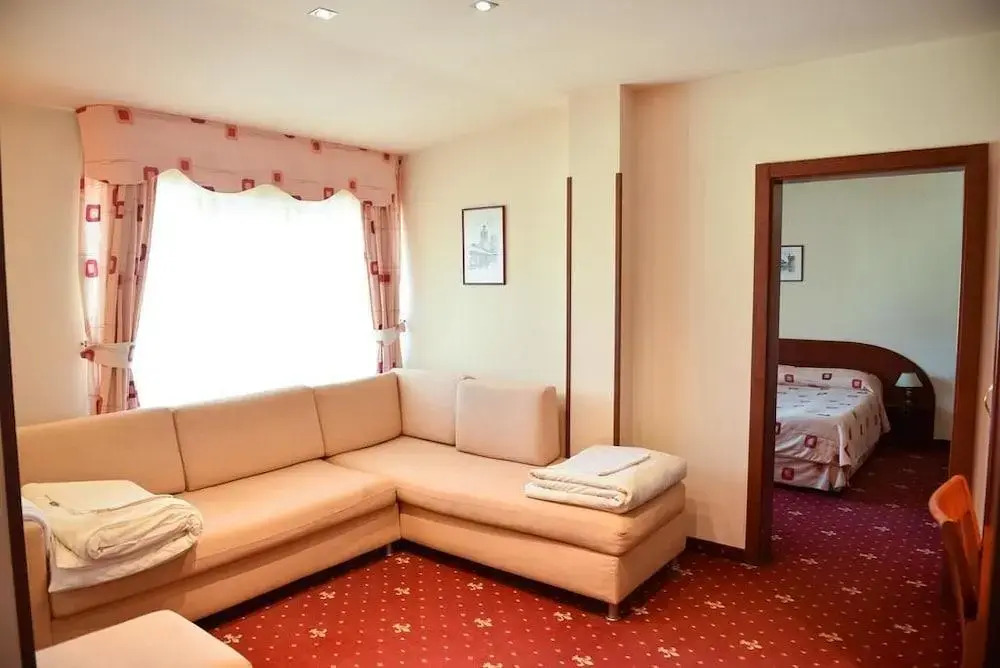 Martin Club Hotel