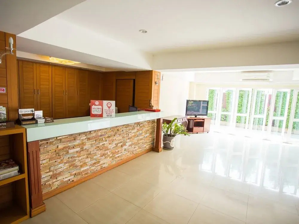 NIDA Rooms Wongsawang 19 Plaza