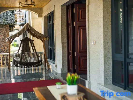 Yunshang Grassland Yishan Yishe Wild Luxury Guesthouse
