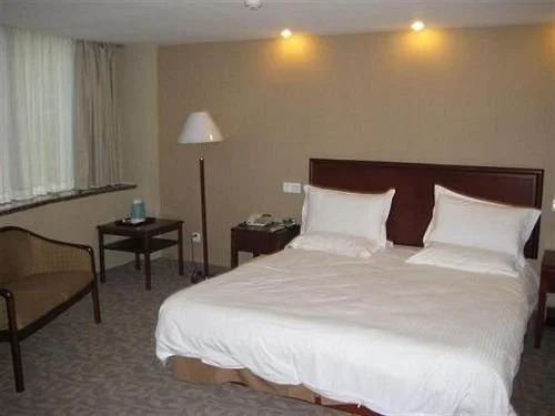 Greentree Inn Ningbo Tianyi Plaza