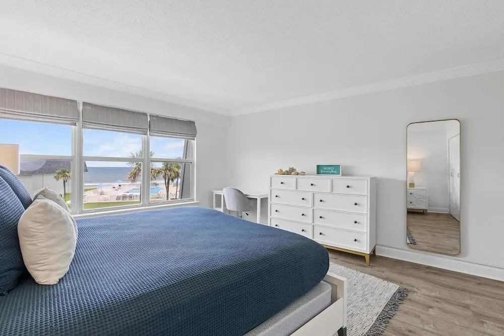 Surfside 219