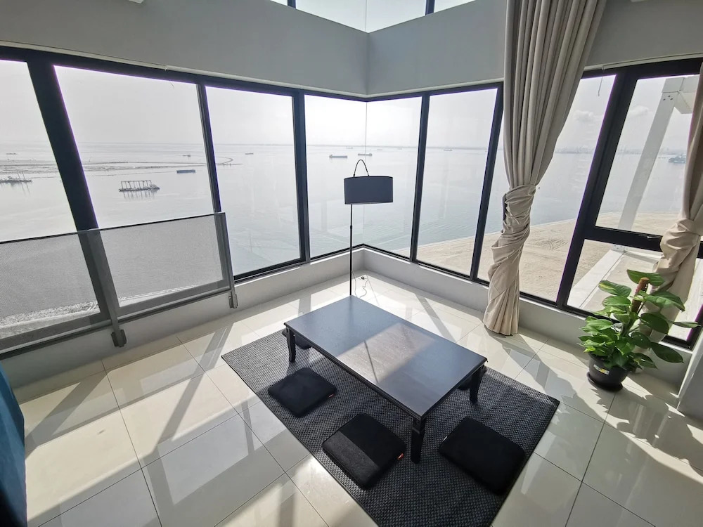 Family Suite Sunrise Gurney Penang