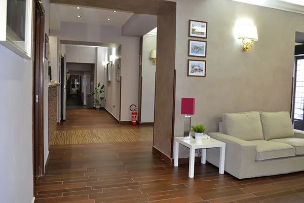 Park Philip Hotel Club
