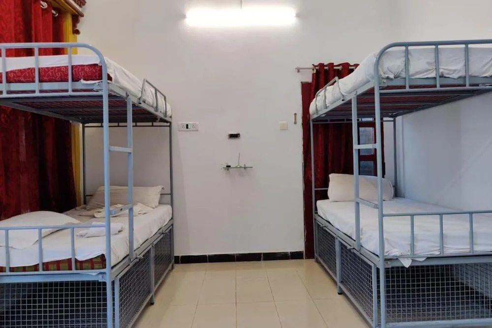 Piggy Hostel Calangute