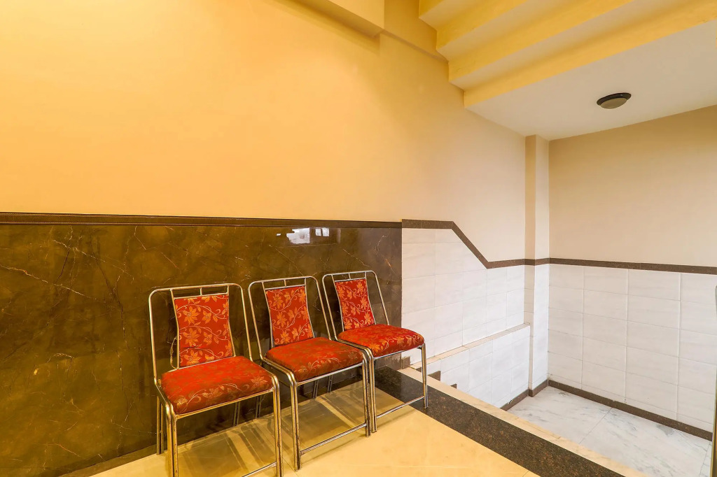 FabHotel Maya Crystal