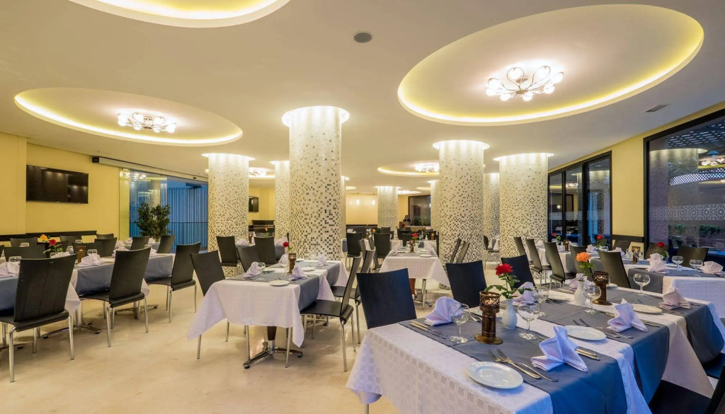 Курортный отель Ayoub Spa
