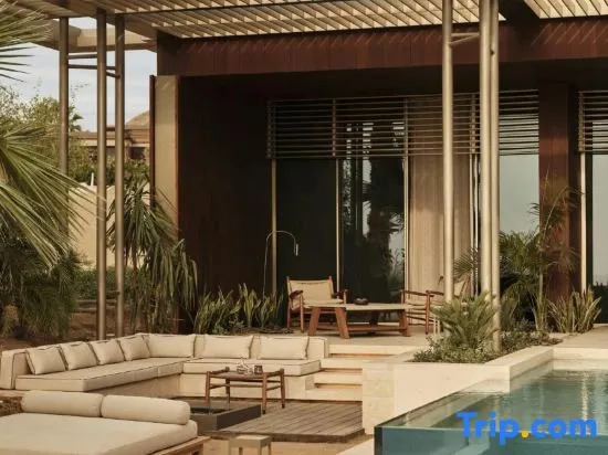 Rosewood Amaala