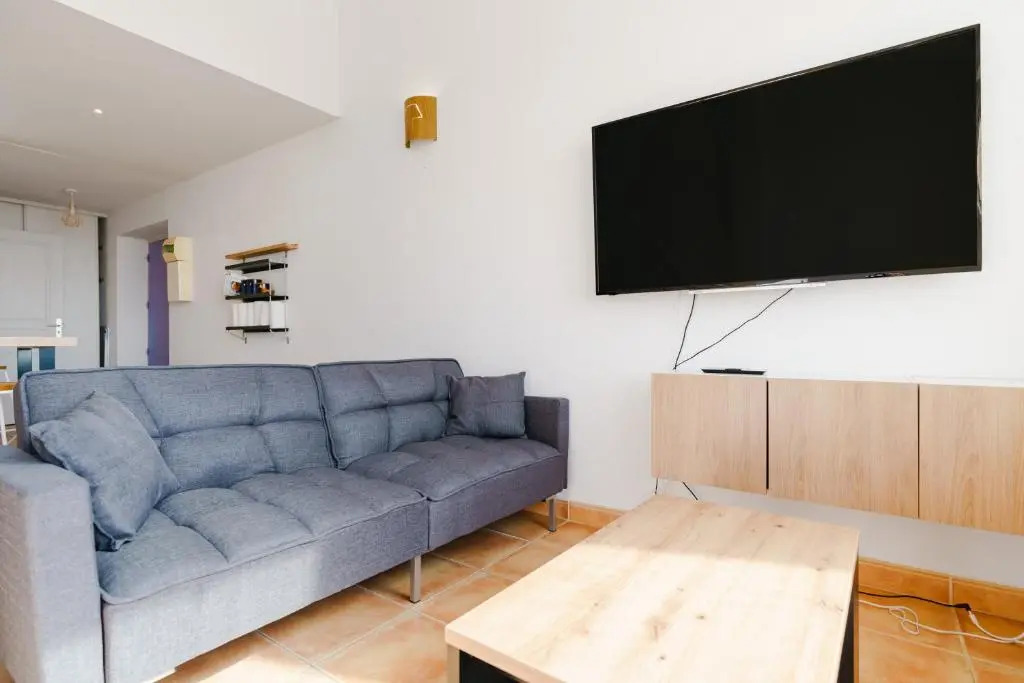 FR25 GRUISSAN Plage des Chalets studio mezzanine Vue mer