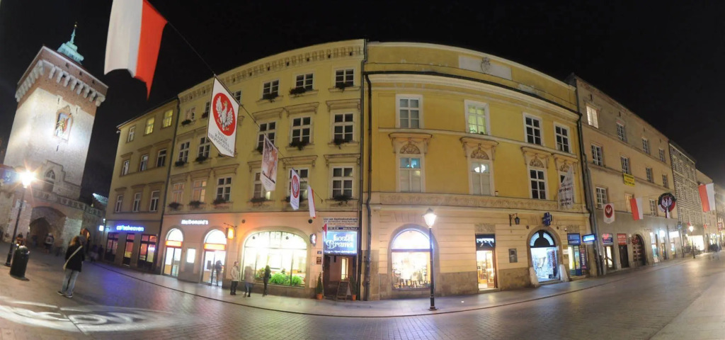 Brama Old City Rooms