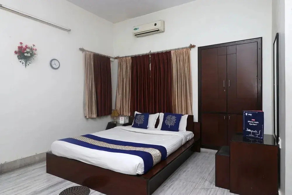 Mishra Residency Newtown by OYO Rooms