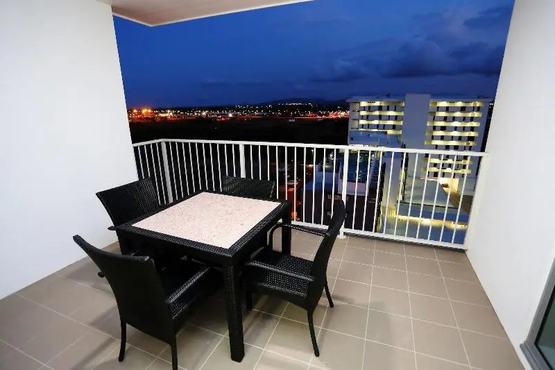 Central Kensington Apartments