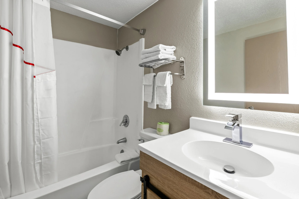 Red Roof Inn Ames