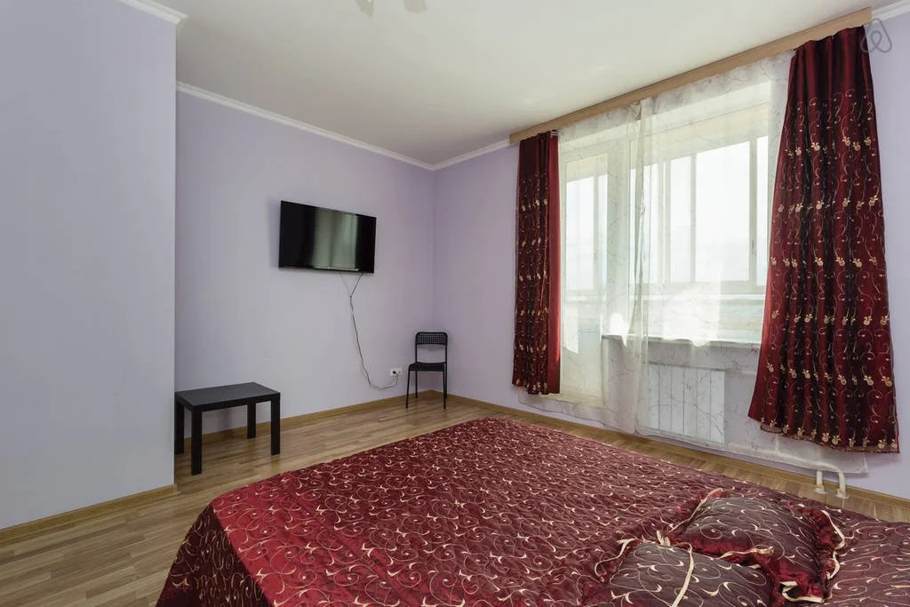 V Kupchino Apartments