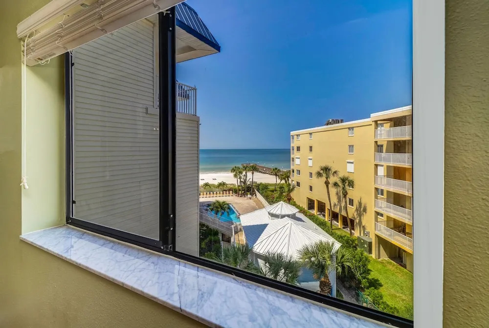 New Listing! Beachfront Perch W/ Pool & Balcony 2 Bedroom Condo