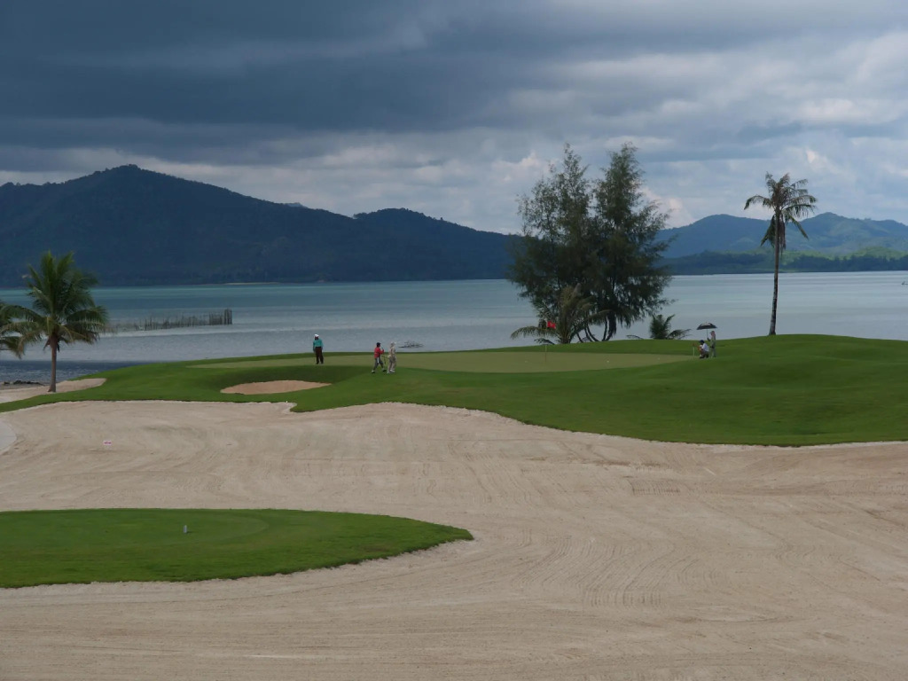 Mission Hills Phuket Golf Resort-SHA Extra Plus