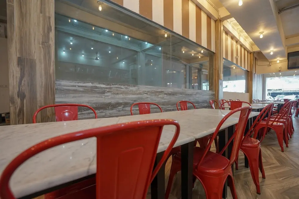 OYO 1270 Residence 8