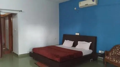 Vamoose Rupmati Mandu Hotel
