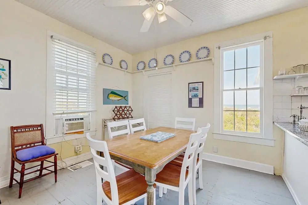 Fabulous Oceanfront Home With Ocean View, Wifi, Washer/dryer, & Central AC