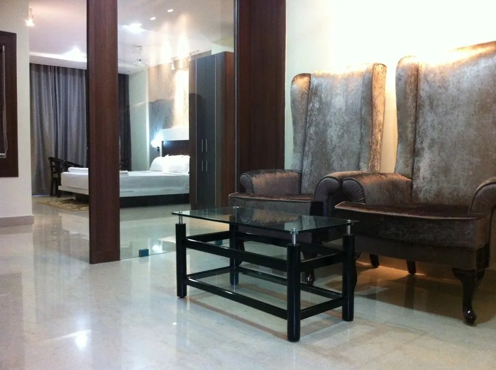 Hotel Sagar Tarang (Berries Group)