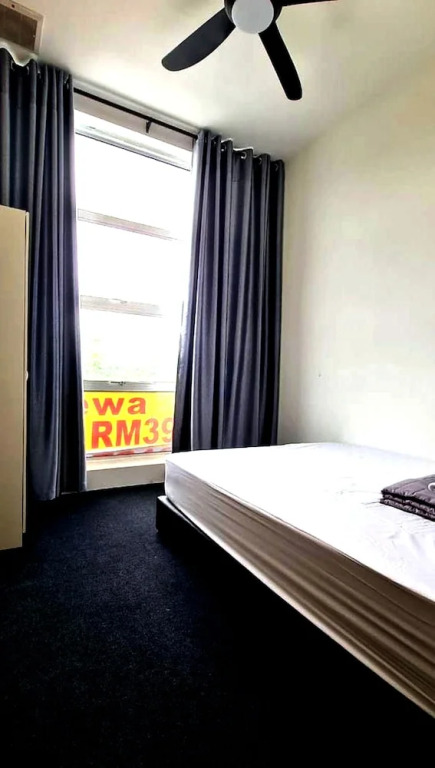 SPOT ON 90777 Aiman Room