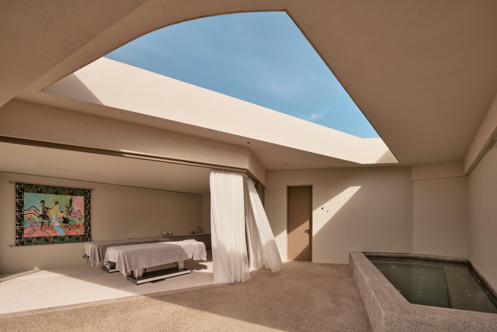 Noūs Santorini, a Member of Design Hotels