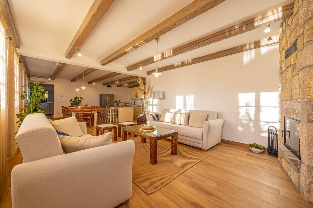 Villa Hilltop