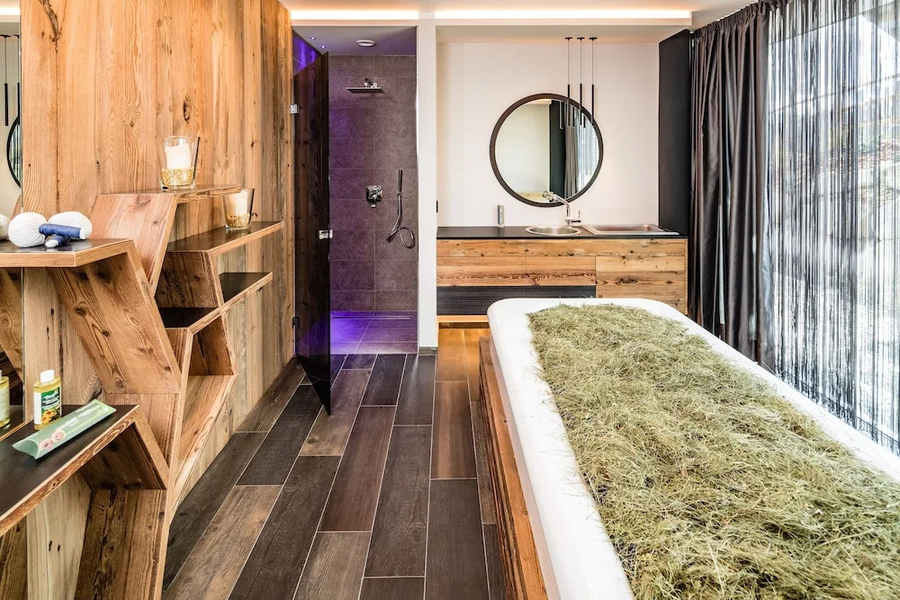 SONNENBERG Panorama Dolomites Wellbeing